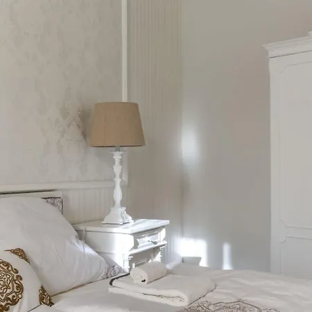 Chestnut & Eliza Appartement