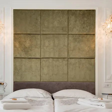 Chestnut & Eliza Апартаменты *