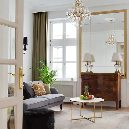 Chestnut & Eliza Апартаменты Будапешт