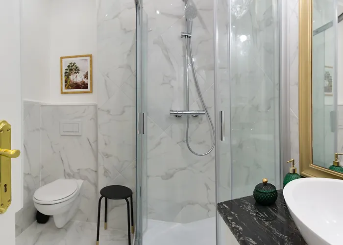 Chestnut & Eliza Lejlighed